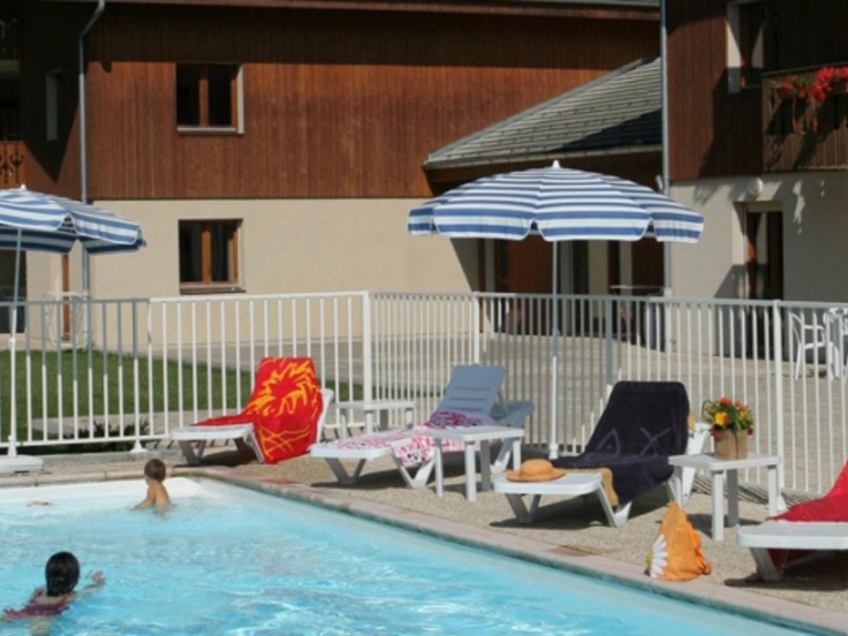 Studio Mansarde Avec Balcon, Piscine Et Parking Souterrain A Samoens - Fr-1-629-92 Samoëns Exterior foto